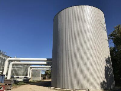 Water buffer tank supply range of greenhouses