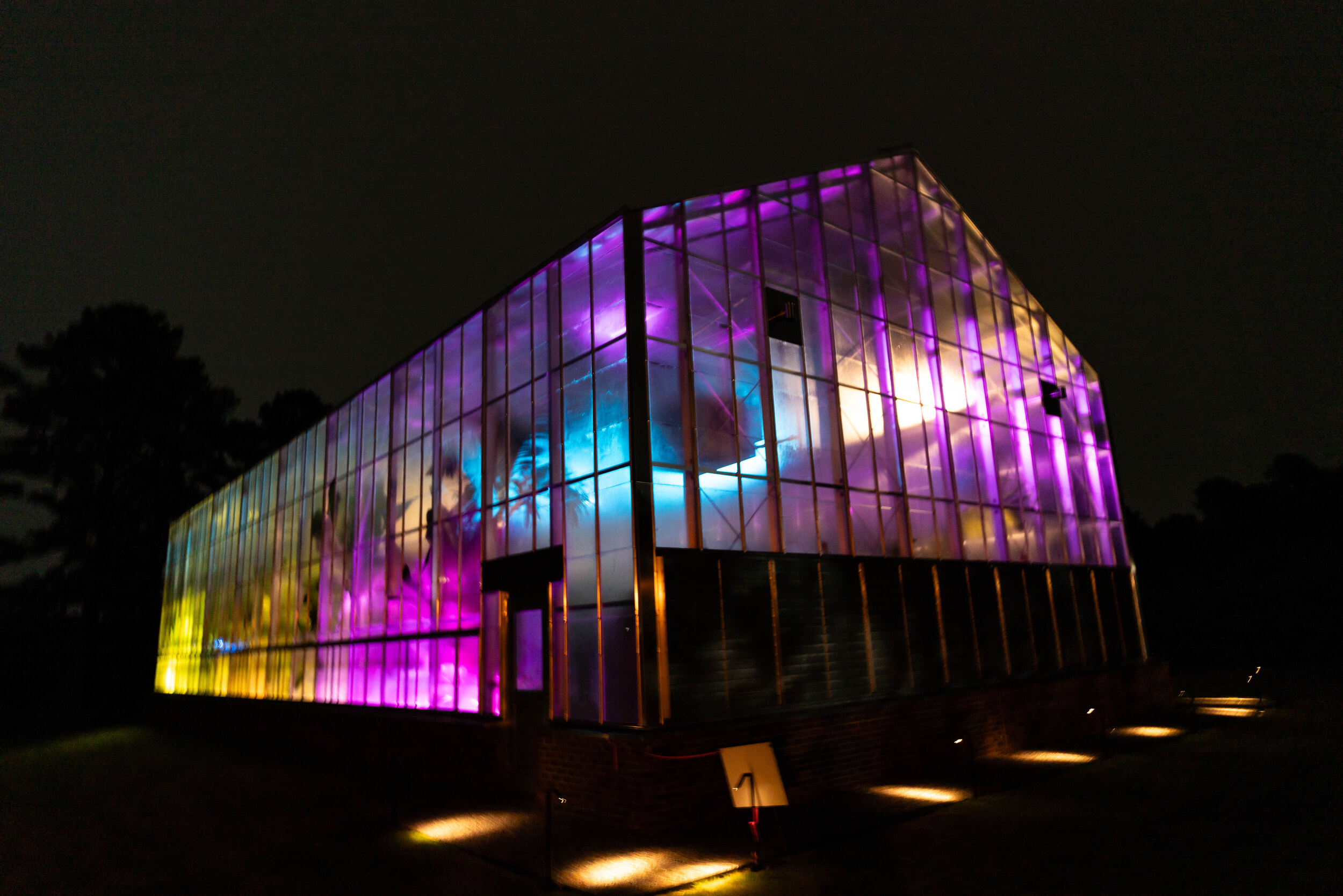 Memphis Botanic Garden glasshouse conservatory with LED lighting